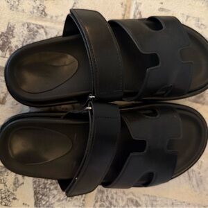 SHEIN Black platform Slide Sandals